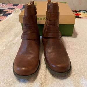 Earth Leather booties